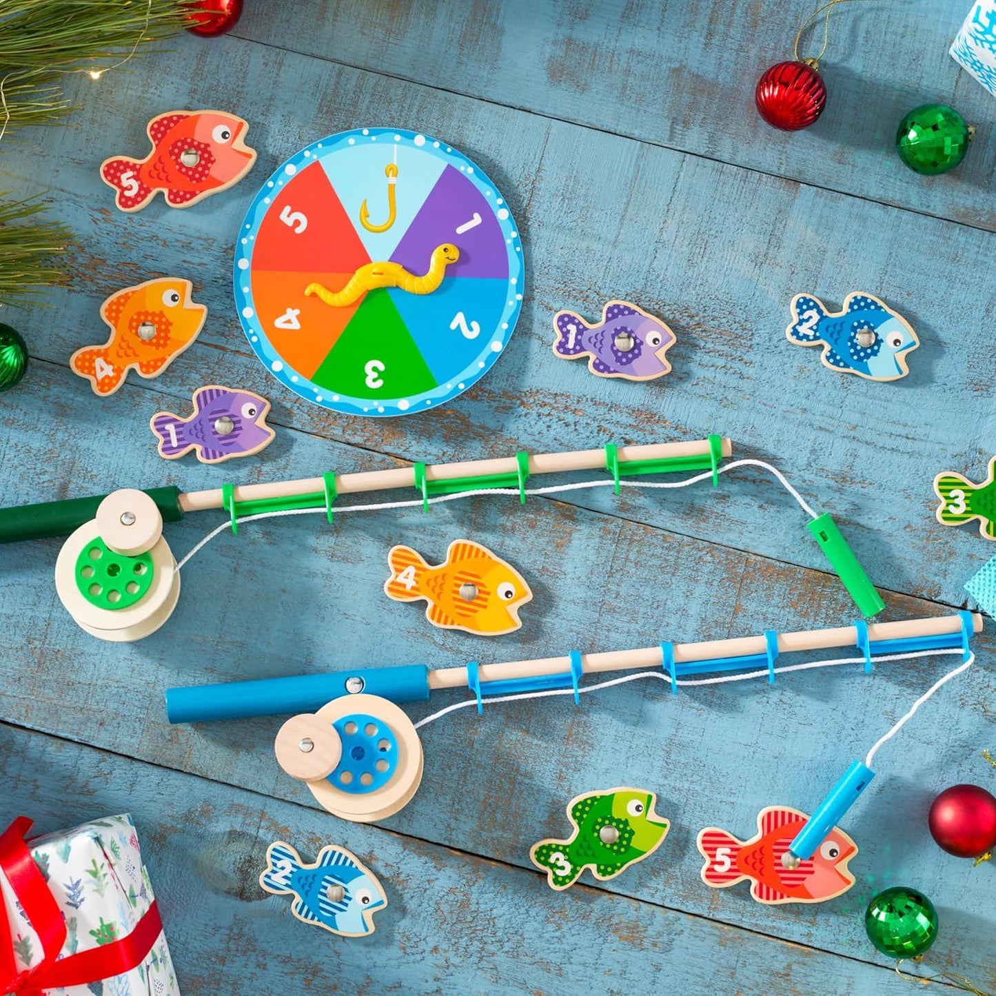 Catch & Count Fishing Game 96058 Wooden Magnetic Toy (Melissa & Doug)