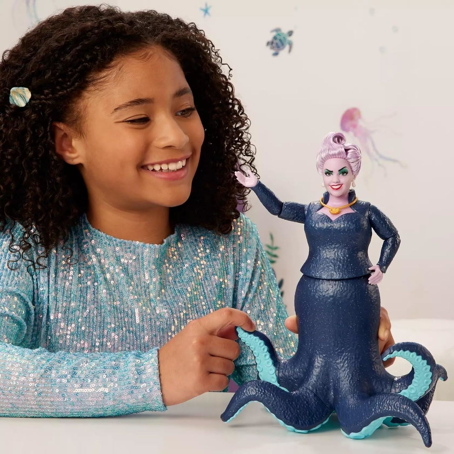 Ursula Fashion Doll and Accessory HLX12 (The Little Mermaid)