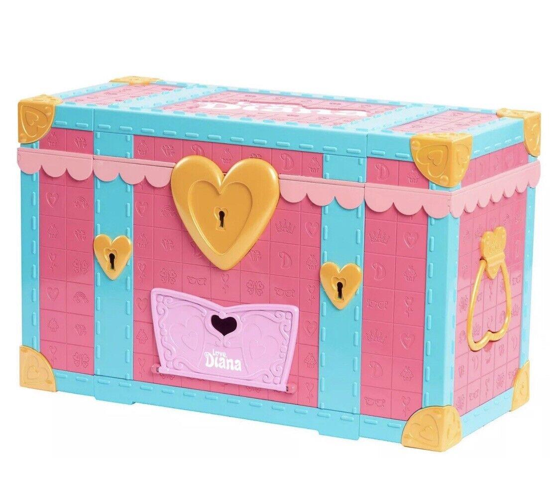 Love, Diana Mystery Music Trunk 25217 Surprise Accessories and Key